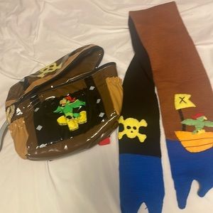 Kids back pack/scarf and hat